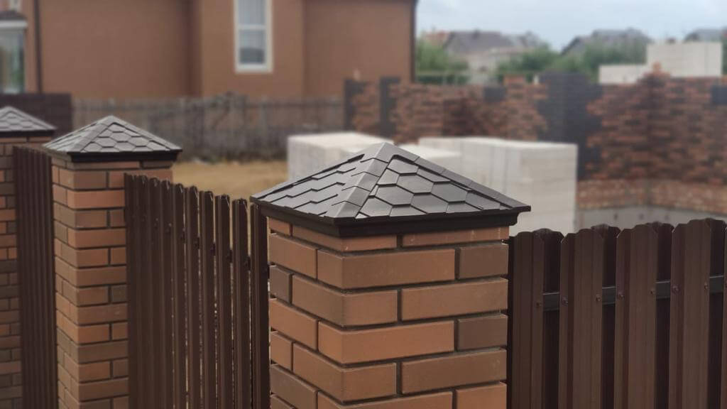 Колпак Zking Эверест Коричневый на столб 1.5х1.5 кирпича (390х390мм) в Калуге фото